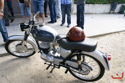 CONCENTRACION MOTOS CLASICAS Y HARLEY DAVIDSON